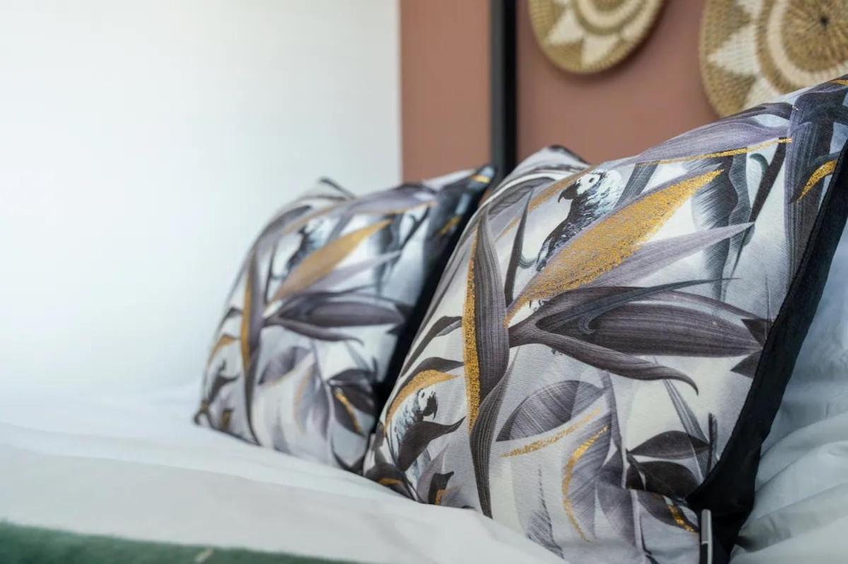 Stylish Cardiff City Apartment Εξωτερικό φωτογραφία