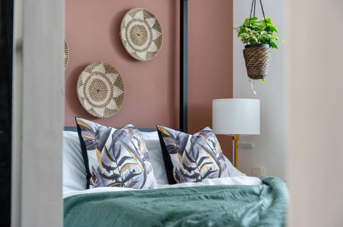 Stylish Cardiff City Apartment Εξωτερικό φωτογραφία